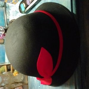 Women's hat